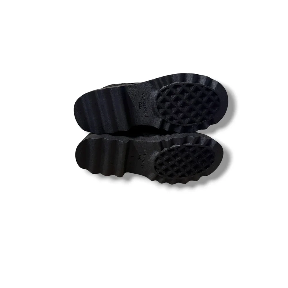 Aerosoles Kids Sirie Combat Boots Youth Sz 1 Black Blue Ribbed Knit Lug Sole NEW